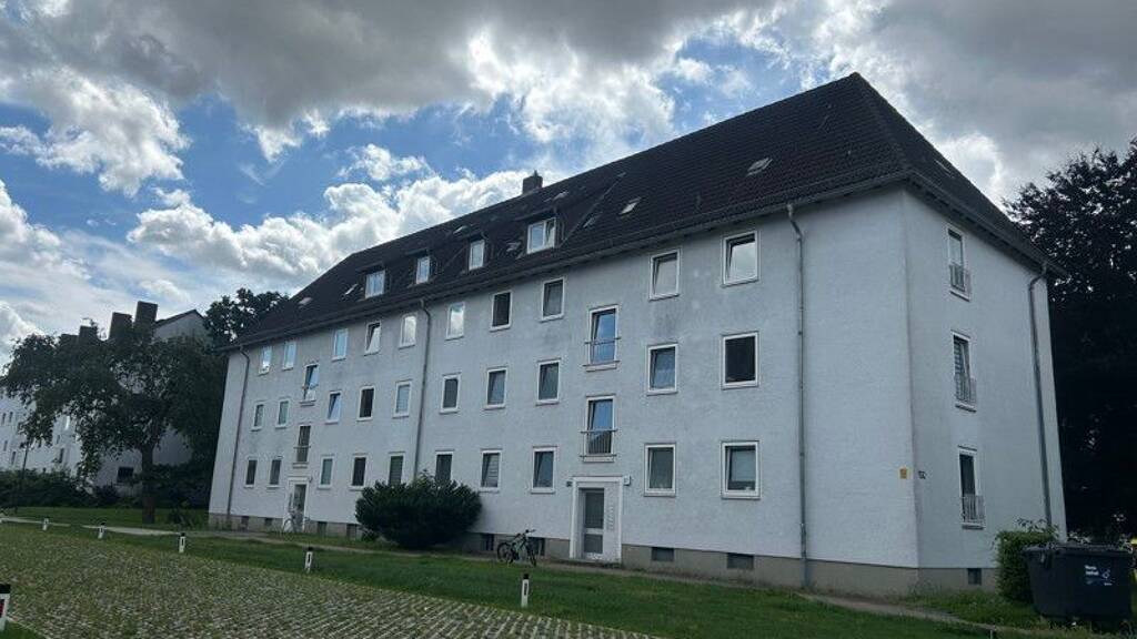Wohnung zur Miete 661 € 3 Zimmer 67,5 m² 2. Geschoss frei ab 23.04.2026 Kruppstr. 38 Braunschweig 38126