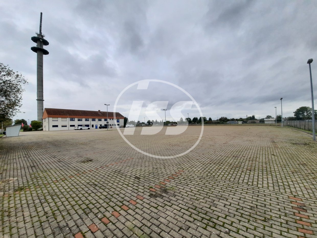 Gewerbegrundstück zur Miete provisionsfrei 270 € 2.750 m²<br/>Grundstück Stendaler Chaussee 22 Osterburg Osterburg 39606