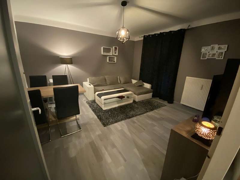 Wohnung zur Miete 450 € 2 Zimmer 52 m²<br/>Wohnfläche ab sofort<br/>Verfügbarkeit Augustenstr. 23 Gaarden - Ost Bezirk 2 Kiel 24143