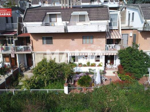 Villa zum Kauf 279.000 € 8 Zimmer 230 m² VIA G. MATTEOTTI 109 Poggio Mirteto 02047