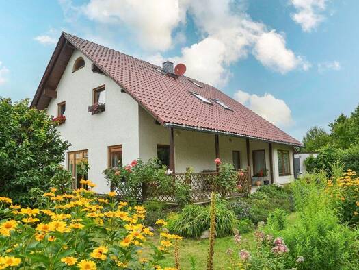 Mehrfamilienhaus zum Kauf 449.000 € 7,5 Zimmer 191,9 m² 809 m² Grundstück Müncheberg 15374