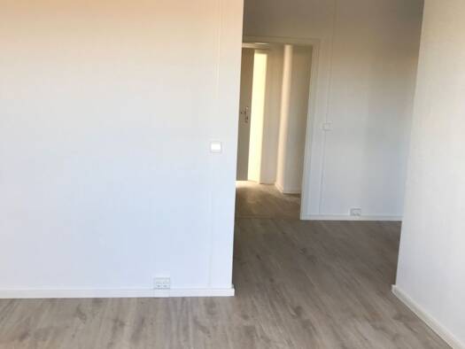 Wohnung zur Miete 375 € 3,5 Zimmer 68 m² frei ab sofort Thurm Mülsen 08132