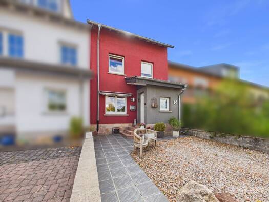 Reihenmittelhaus zum Kauf 370.000 € 4 Zimmer 130 m² 415 m² Grundstück Wengerohr Wittlich 54516