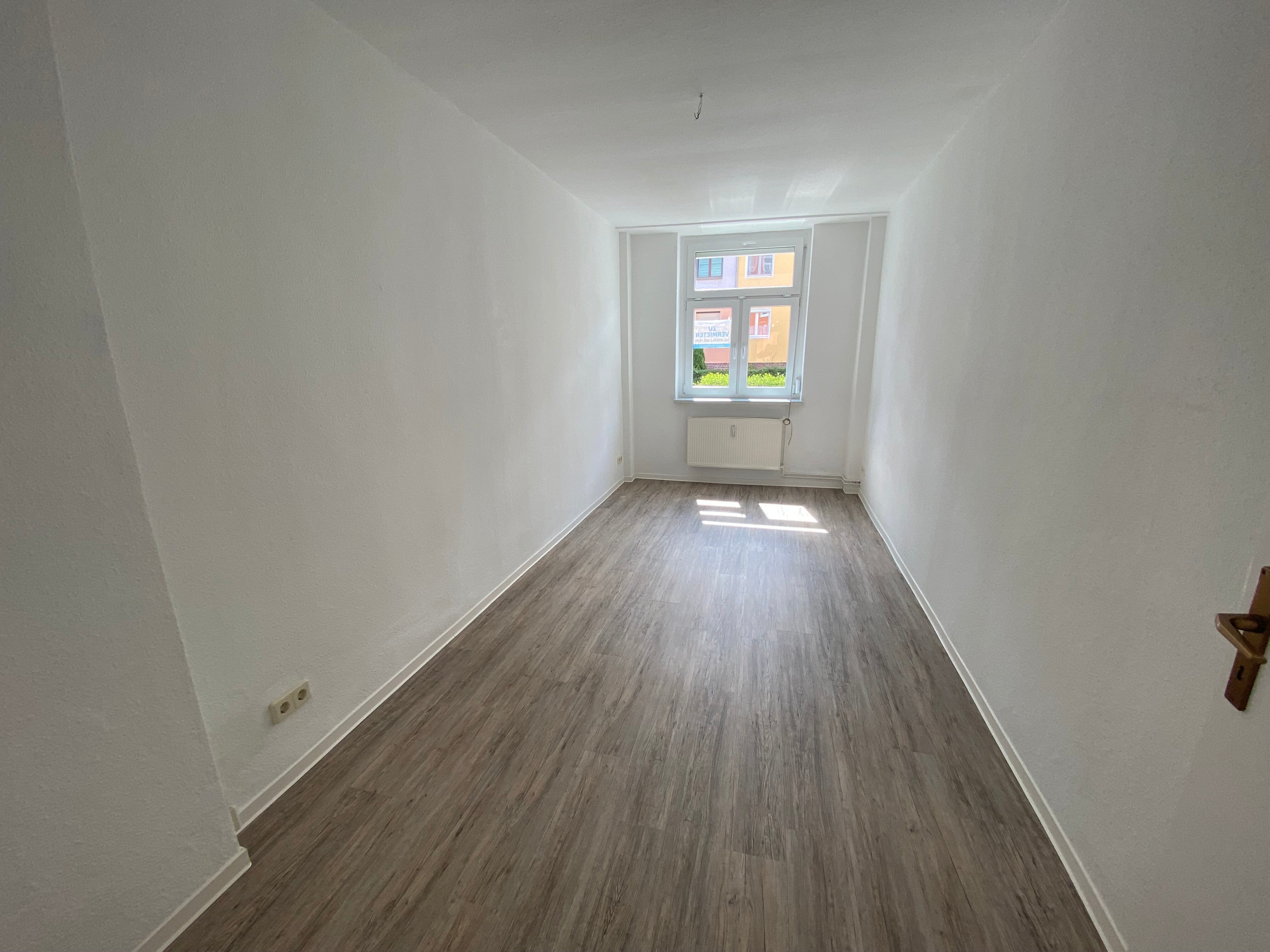 Wohnung zur Miete 370 € 3 Zimmer 74,3 m²<br/>Wohnfläche EG<br/>Geschoss Weißwasser/O.L. 02943