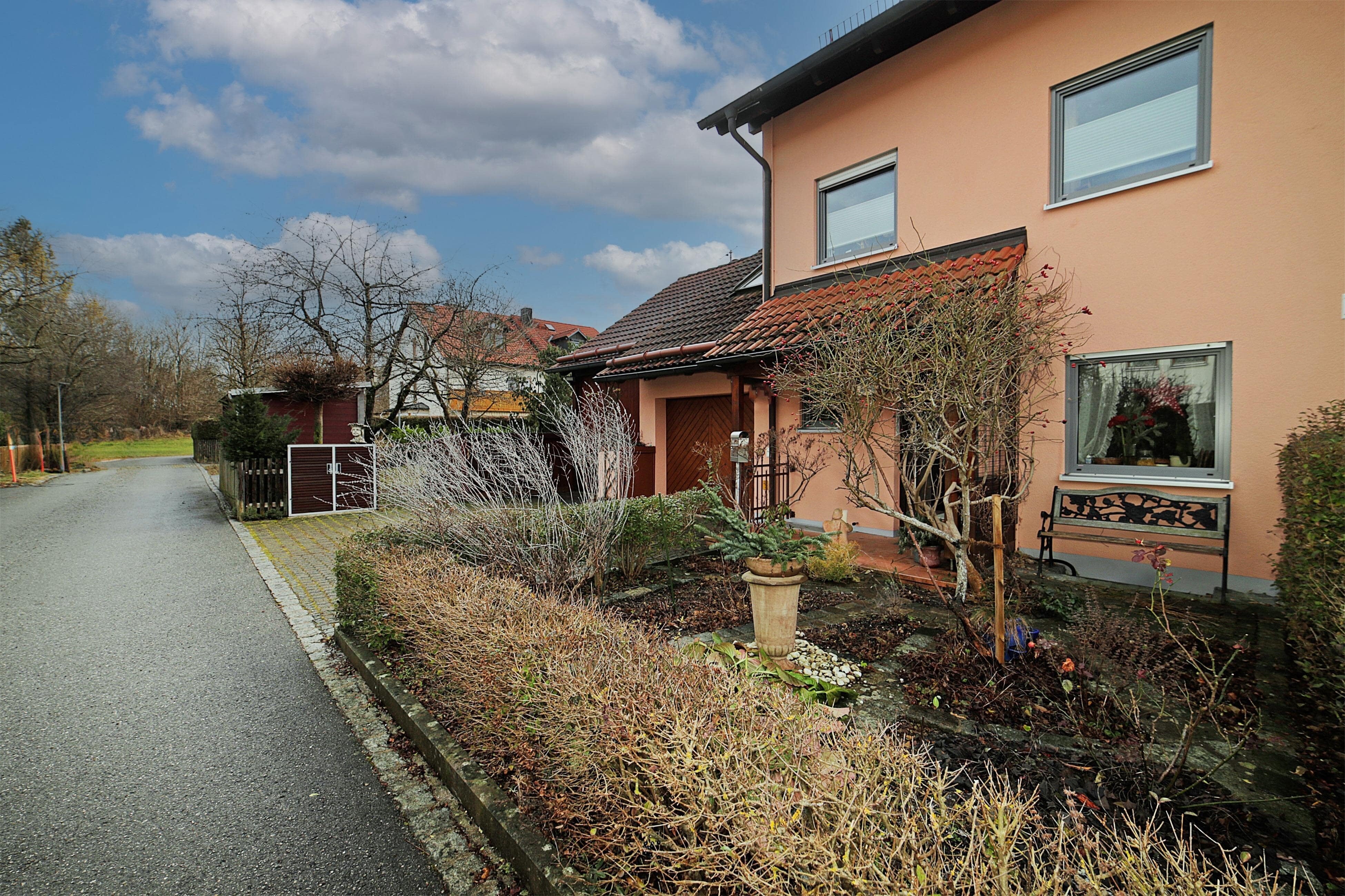 Doppelhaushälfte zum Kauf 1.229.000 € 7 Zimmer 196,8 m²<br/>Wohnfläche 440 m²<br/>Grundstück Fürstenfeldbruck Fürstenfeldbruck 82256