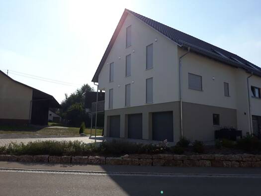 Wohnung zur Miete 845 € 3 Zimmer 85 m² Geschoss 1/3 frei ab 01.06.2026 Renhardsweilerstraße 2 Braunenweiler Bad Saulgau 88348