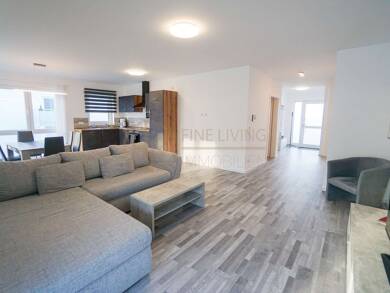 Wohnung zum Kauf 385.000 € 4 Zimmer 102 m² 1. Geschoss Weikersheim Weikersheim 97990