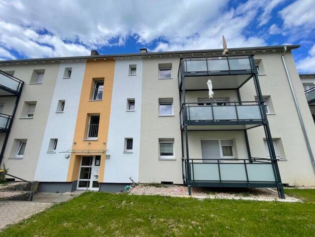 Wohnung zur Miete 569 € 3 Zimmer 71,2 m² 2. Geschoss frei ab 07.06.2025 Hansjakobstr. 1 Blumberg Blumberg 78176