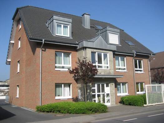 Wohnung zur Miete 1.225 € 4 Zimmer 97,9 m² 3 Geschosse frei ab 01.12.2026 Eschmar Troisdorf 53844