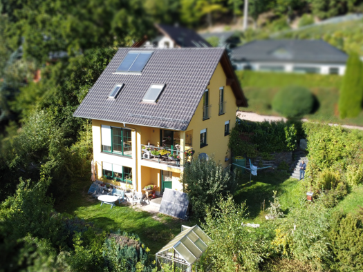 Einfamilienhaus zum Kauf 295.000 € 5 Zimmer 149 m² 870 m² Grundstück Aue 08280