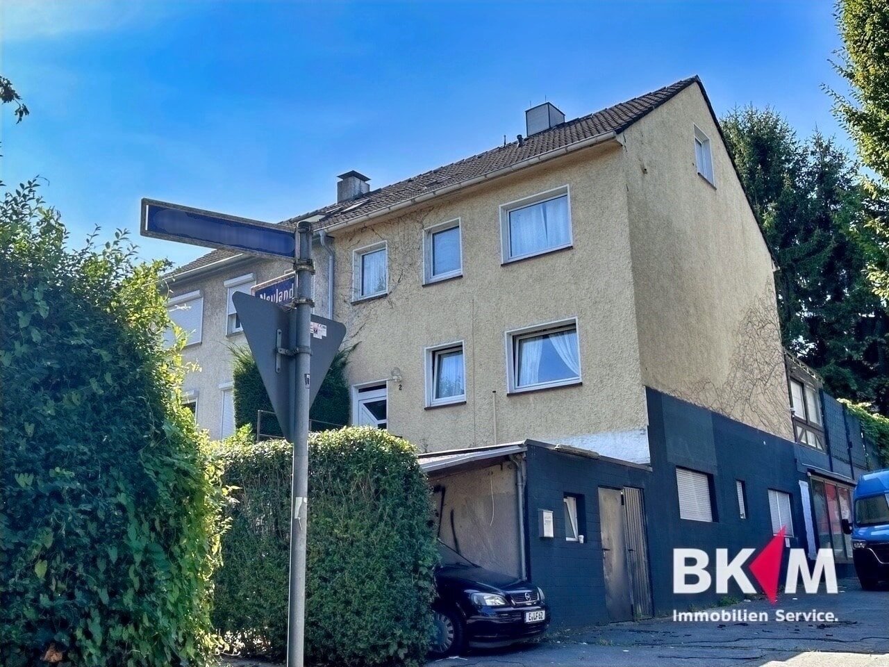 Mehrfamilienhaus zum Kauf 299.000 € 6 Zimmer 121 m²<br/>Wohnfläche 337 m²<br/>Grundstück Steele Essen 45276