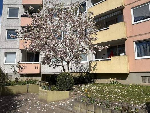 Wohnung zur Miete 749 € 3 Zimmer 82,5 m² 2. Geschoss frei ab 09.03.2026 Helsinkistraße 58 Mettenhof Kiel 24109