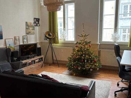 Wohnung zur Miete 690 € 2 Zimmer 67,3 m² 2 Geschosse frei ab 01.02.2026 Innenstadt Lübeck 23552