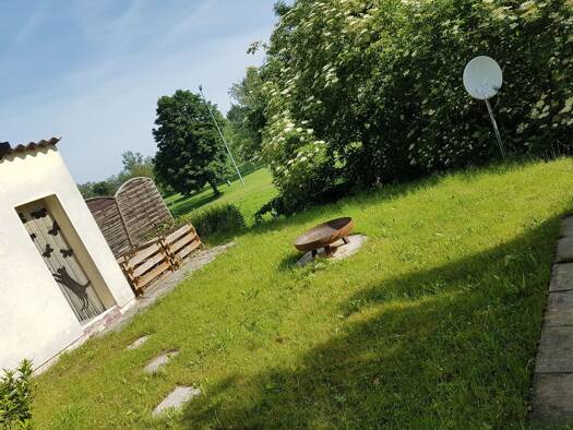 Mehrfamilienhaus zum Kauf als Kapitalanlage geeignet 230.000 € 6 Zimmer 150 m² 157 m² Grundstück Knetzgau Knetzgau 97478