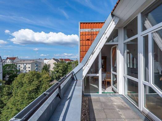 Wohnung zum Kauf 792.000 € 3 Zimmer 111,9 m² frei ab sofort Charlottenburg Berlin 14057