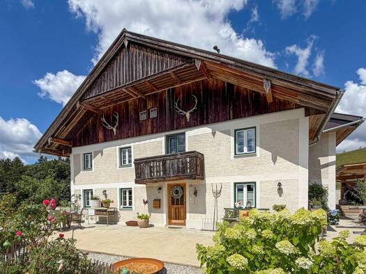 Bauernhaus zum Kauf 1.850.000 € 9 Zimmer 243 m² 19.078 m² Grundstück Waldzell 4924