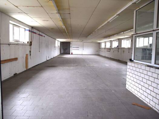 Lagerhalle zur Miete provisionsfrei 1.200 € 500 m² Lagerfläche teilbar ab 150 m² Kanalstraße 14 a Burg Burg (bei Magdeburg) 39288