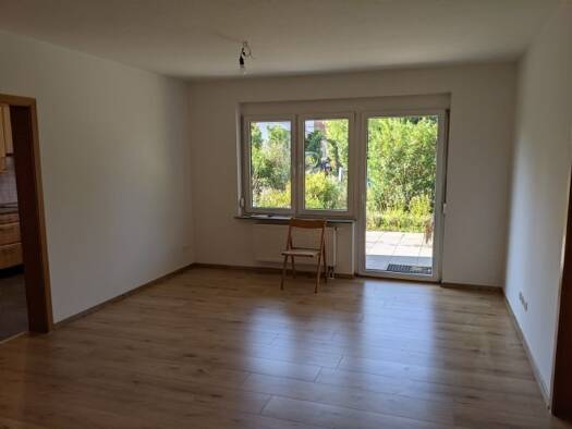 Wohnung zur Miete 700 € 2 Zimmer 62,4 m² EG frei ab sofort In der Hut 33 Baiersdorf 91083