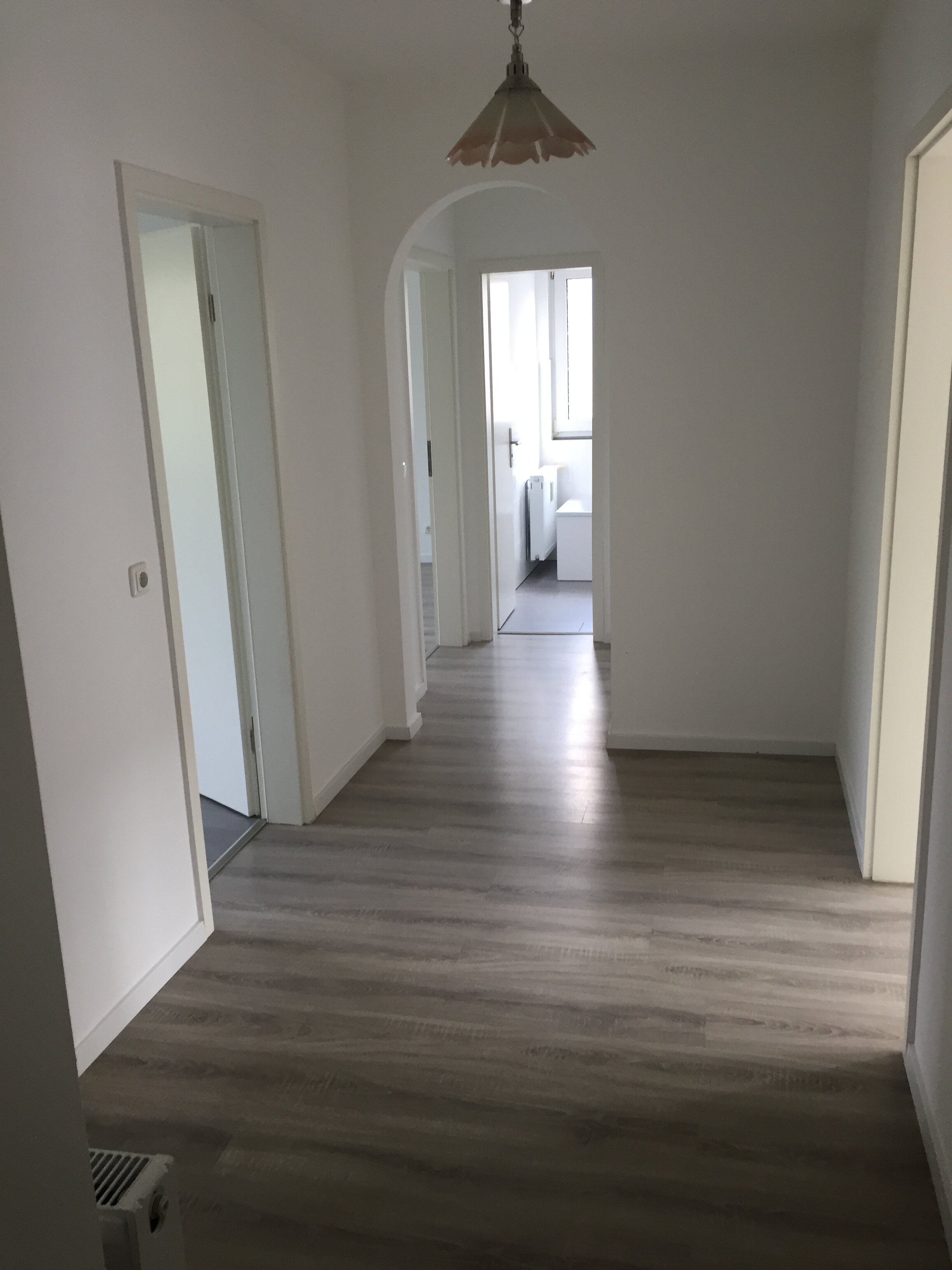 Wohnung zur Miete 490 € 2,5 Zimmer 65 m²<br/>Wohnfläche 1.<br/>Geschoss ab sofort<br/>Verfügbarkeit Fahrn Duisburg 47179