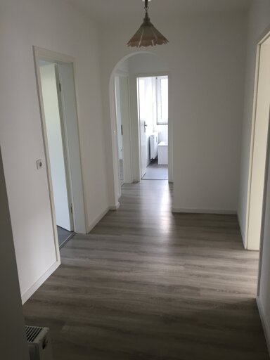 Wohnung zur Miete 490 € 2,5 Zimmer 65 m² 1. Geschoss frei ab sofort Fahrn Duisburg 47179