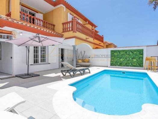 Chalet zum Kauf 2.310.000 € 5 Zimmer 300 m² 500 m² Grundstück Avenida de Moscú Adeje 38660