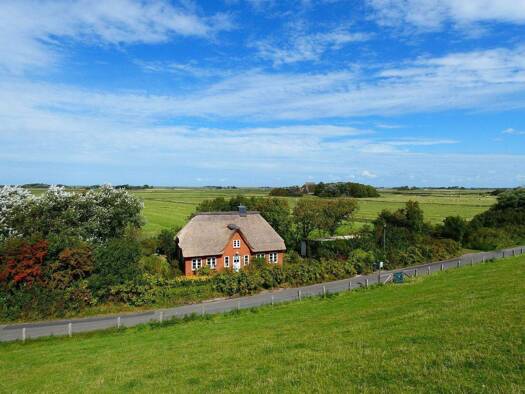 Einfamilienhaus zum Kauf 1.200.000 € 5 Zimmer 150 m² 2.319 m² Grundstück frei ab sofort Westerhever 25881