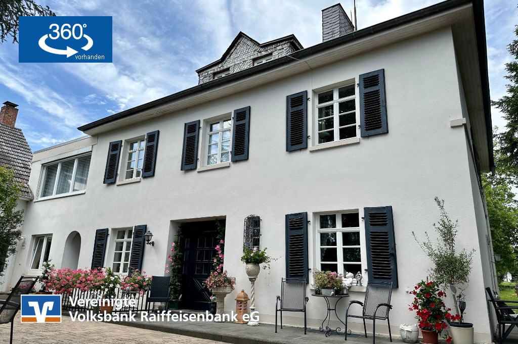 Villa zum Kauf 595.000 € 8 Zimmer 208 m²<br/>Wohnfläche 2.354 m²<br/>Grundstück Dorf Wittlich-Dorf 54516