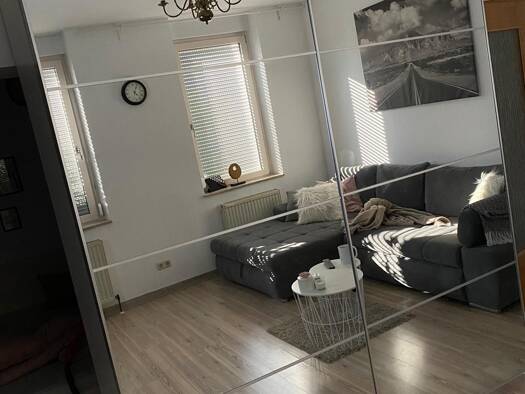 Studio zur Miete 520 € 1,5 Zimmer 38 m² Geschoss -1/3 frei ab 01.09.2026 Erlangen-Nord Erlangen 91054