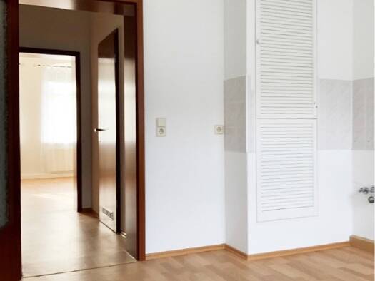 Wohnung zur Miete 300 € 2 Zimmer 48 m² Bieblacher Straße Bieblach Gera 07546