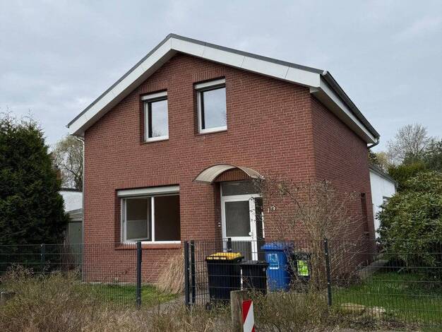 Einfamilienhaus zum Kauf provisionsfrei 369.000 € 3 Zimmer 100 m² 670 m² Grundstück Pracherdamm 117 Heidgraben 25436