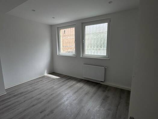Wohnung zur Miete 400 € 1,5 Zimmer 60 m² EG Pirmasens 66953