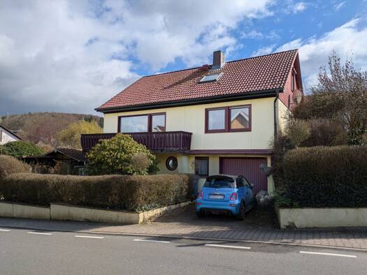 Einfamilienhaus zum Kauf provisionsfrei 325.000 € 5 Zimmer 132 m² 643 m² Grundstück Dorf-Erbach Erbach/Dorf Erbach 64711