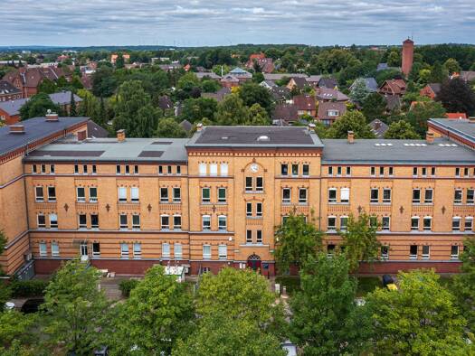 Bürofläche zur Miete provisionsfrei 1.022 € 5 Zimmer 127,7 m² Bürofläche Oelixdorfer Straße 2 Itzehoe 25524