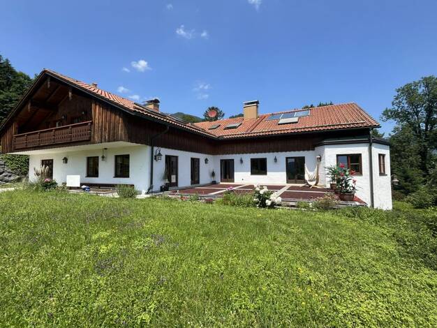 Villa zum Kauf 2.900.000 € 13 Zimmer 691,8 m² 7.002 m² Grundstück Agg Oberaudorf 83080