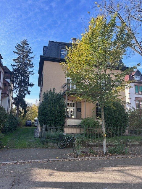 Mehrfamilienhaus zum Kauf 2.400.000 € 14 Zimmer 452 m²<br/>Wohnfläche 786 m²<br/>Grundstück Oberwiehre Freiburg im Breisgau 79102