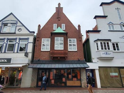 Haus zum Kauf 398.000 € 9 Zimmer 230 m² Grundstück Heide Heide 25746