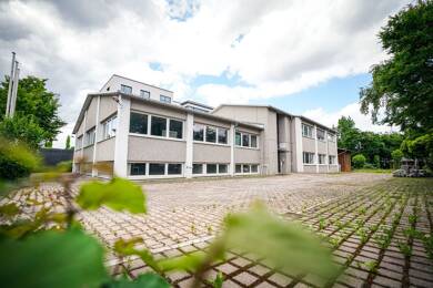 Büro-/Praxisfläche zur Miete provisionsfrei 2 € 11 Zimmer 655,5 m² Bürofläche Opelstraße 26 Rot St. Leon-Rot 68789