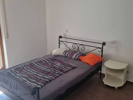 Wohnung zur Miete 600 € 2 Zimmer 64 m² 1. Geschoss frei ab sofort Schmölln 04626