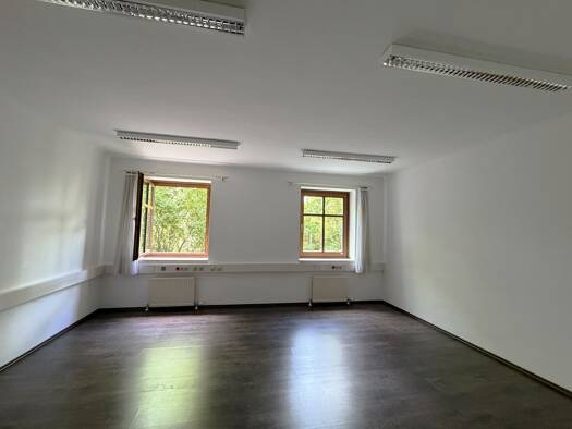 Bürofläche zur Miete 1.600 € 6 Zimmer Baden 2500