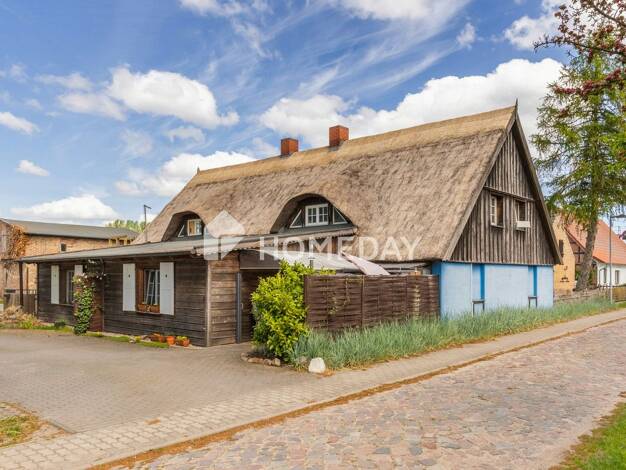 Mehrfamilienhaus zum Kauf 398.000 € 11 Zimmer 331 m² 6.380 m² Grundstück Louisenhof Ferdinandshof 17379