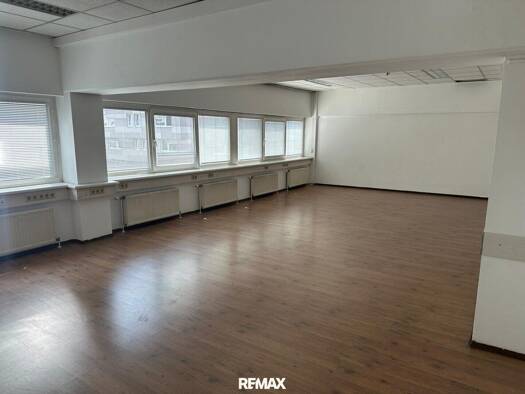 Büro zur Miete 24.465 € Gudrunstraße Wien 1100