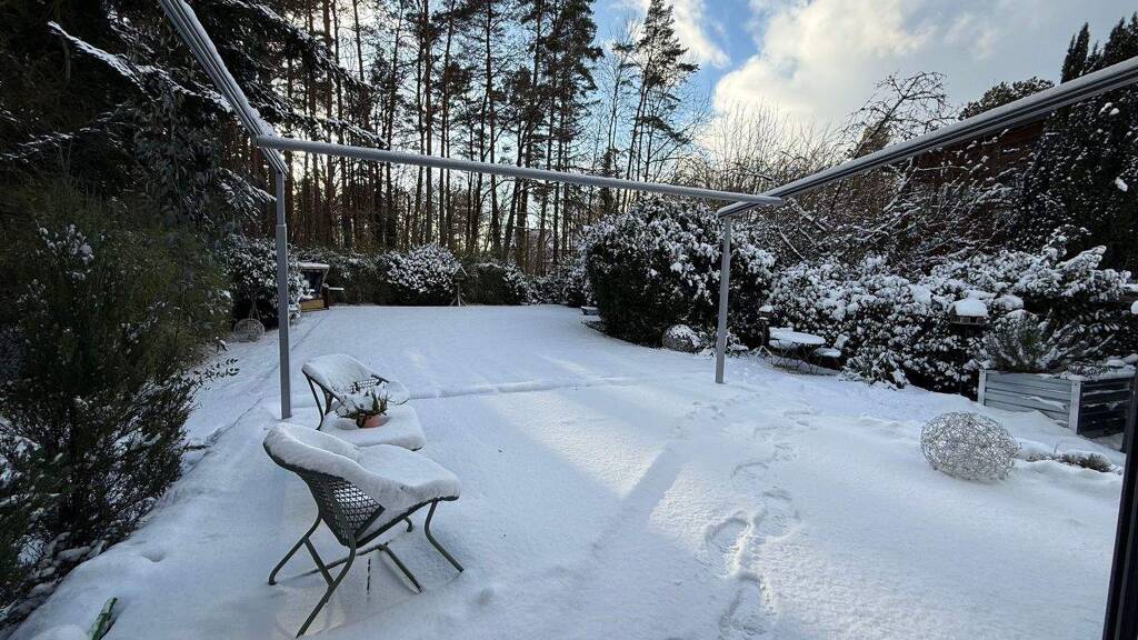 Doppelhaushälfte zur Miete 2.500 € 5 Zimmer 170 m² 570 m² Grundstück frei ab 01.04.2026 Rückersdorf 90607