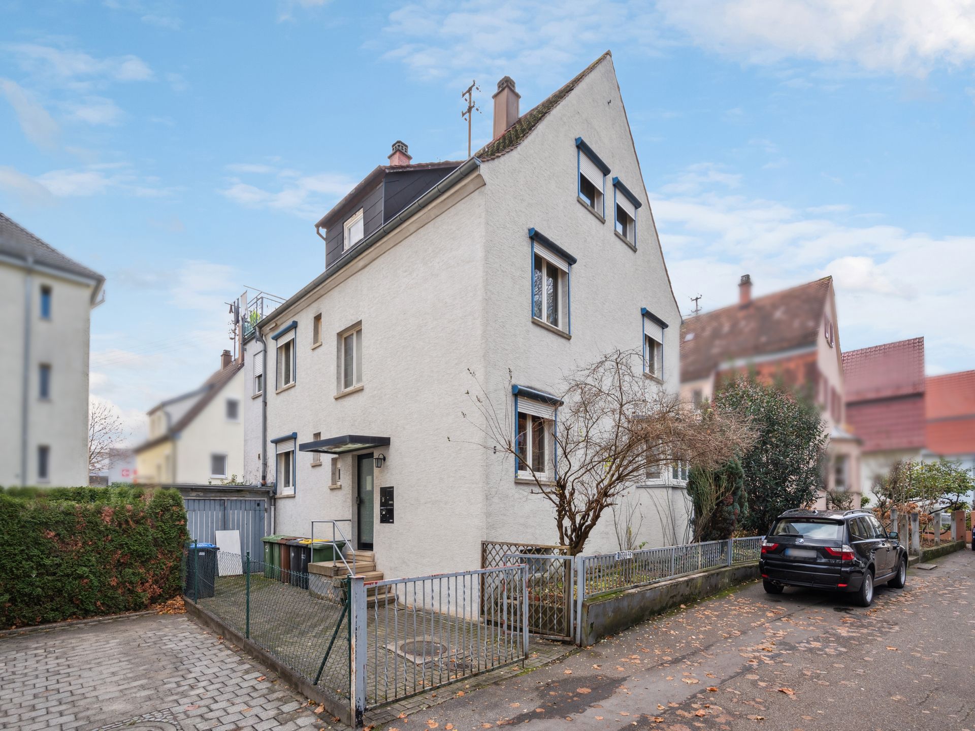 Einfamilienhaus zum Kauf 649.000 € 9 Zimmer 180,4 m²<br/>Wohnfläche 240 m²<br/>Grundstück Ludwigsburg - West Ludwigsburg 71636