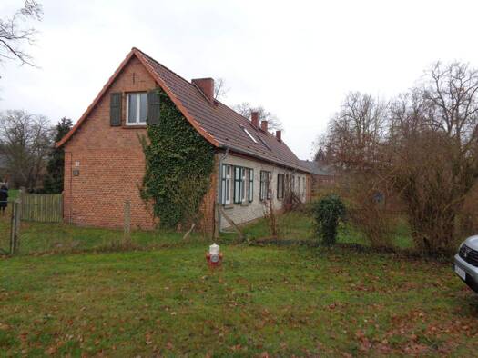 Einfamilienhaus zum Kauf provisionsfrei 135.000 € 6 Zimmer 368 m² 1.910 m² Grundstück frei ab sofort Roddan Legde/Quitzöbel 19336