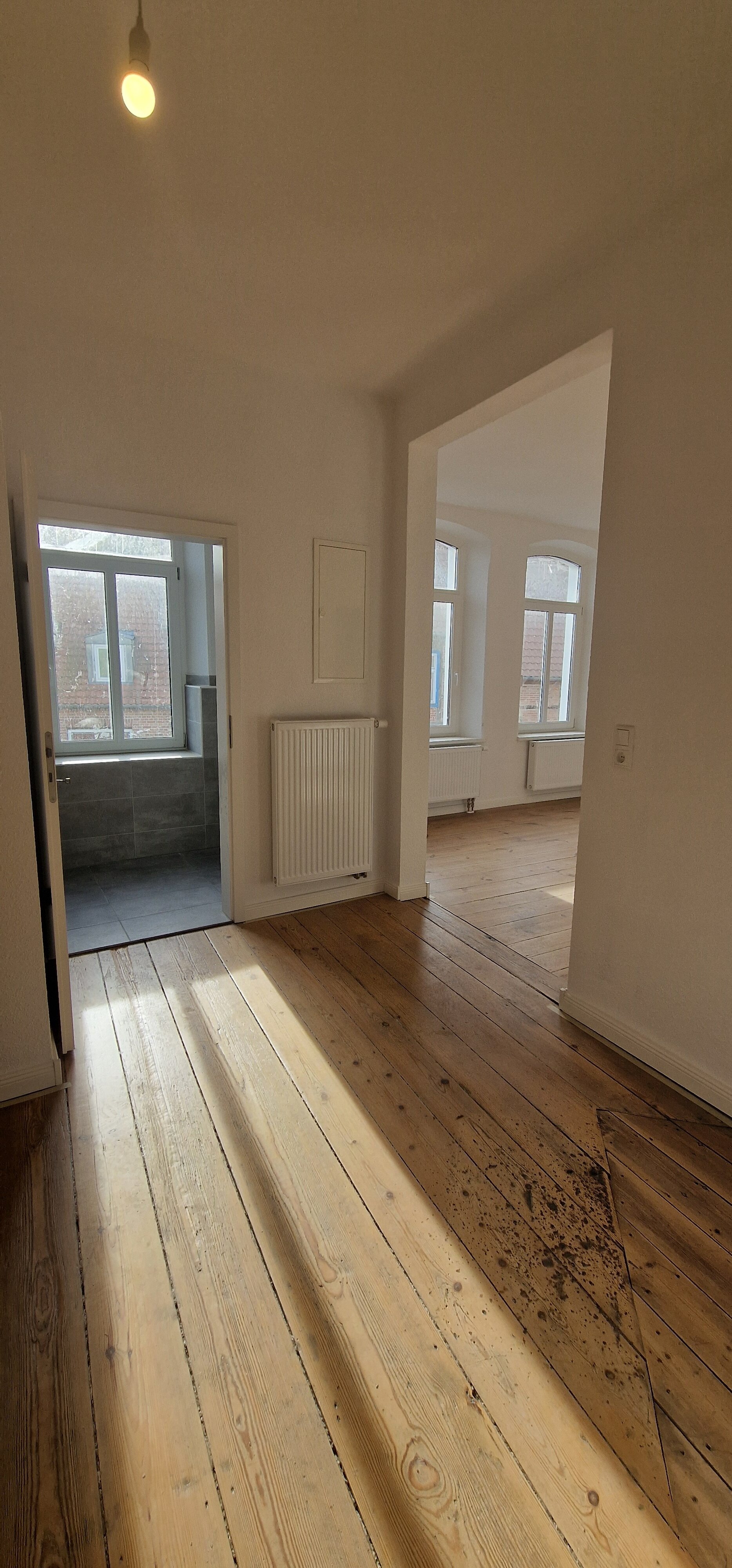 Wohnung zur Miete 483 € 2 Zimmer 60,3 m²<br/>Wohnfläche 1.<br/>Geschoss ab sofort<br/>Verfügbarkeit Hauptstraße 17 Laage Laage 18299