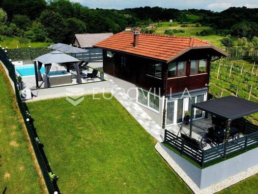 Einfamilienhaus zum Kauf - Erstbezug 360.000 € 3 Zimmer 100 m² Veliko Trgovišće Veliko Trgovišće 49214