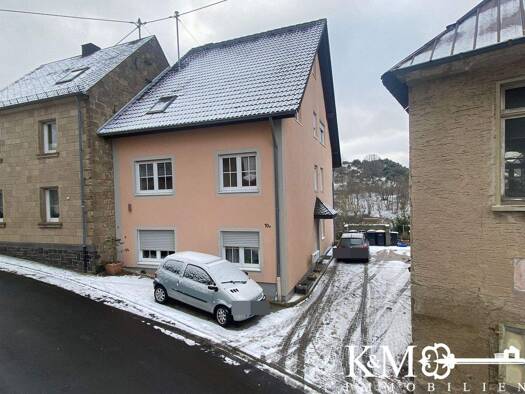 Mehrfamilienhaus zum Kauf 259.000 € 8 Zimmer 180 m² 221 m² Grundstück Volkesfeld 56745
