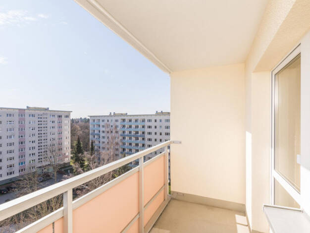 Wohnung zur Miete 412 € 3 Zimmer 71 m² 8. Geschoss Augsburger Straße 46 Bernsdorf Chemnitz 09126