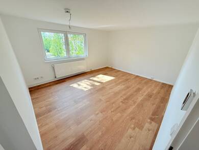 Wohnung zur Miete 547 € 3 Zimmer 62,5 m² Dachgeschoss Straße des Friedens 3 Finow Eberswalde 16227