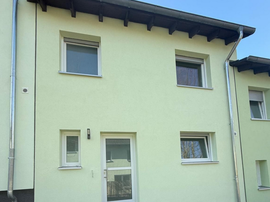 Haus zur Miete 1.059 € 4 Zimmer 122,3 m² 140 m² Grundstück frei ab sofort Auf Pfadsbach 27 Baumholder 55774